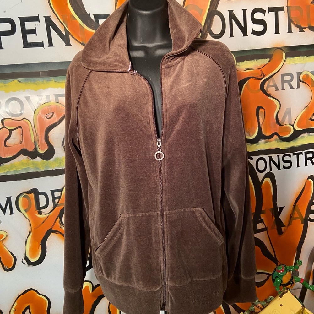 Everslast Ladies Brown zip-up Sweatshirt.